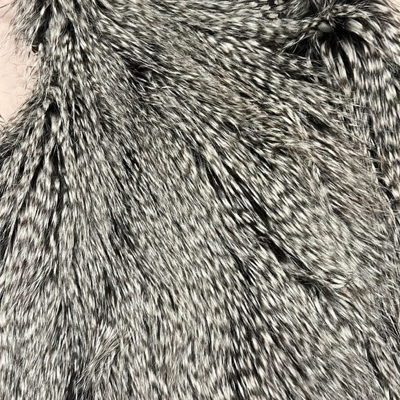 ✨GUESS✨ Fur Vest - XS - Picture 5 of 6